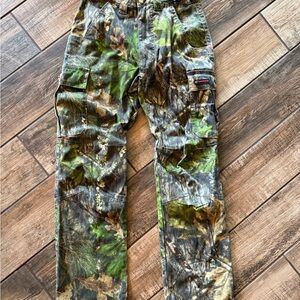 Mossy Oak Green and Brown Cargo Pants